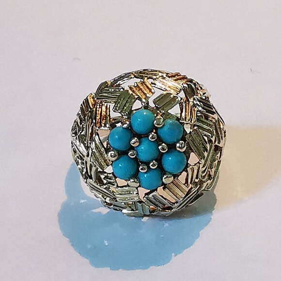 Vintage 14Kt Gold and Turquoise Ring- Fabulous Estate Ring - Picture 3 of 3